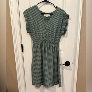 Monteau eucalyptus green flowy dress with white and black design HAS POCKETS -M